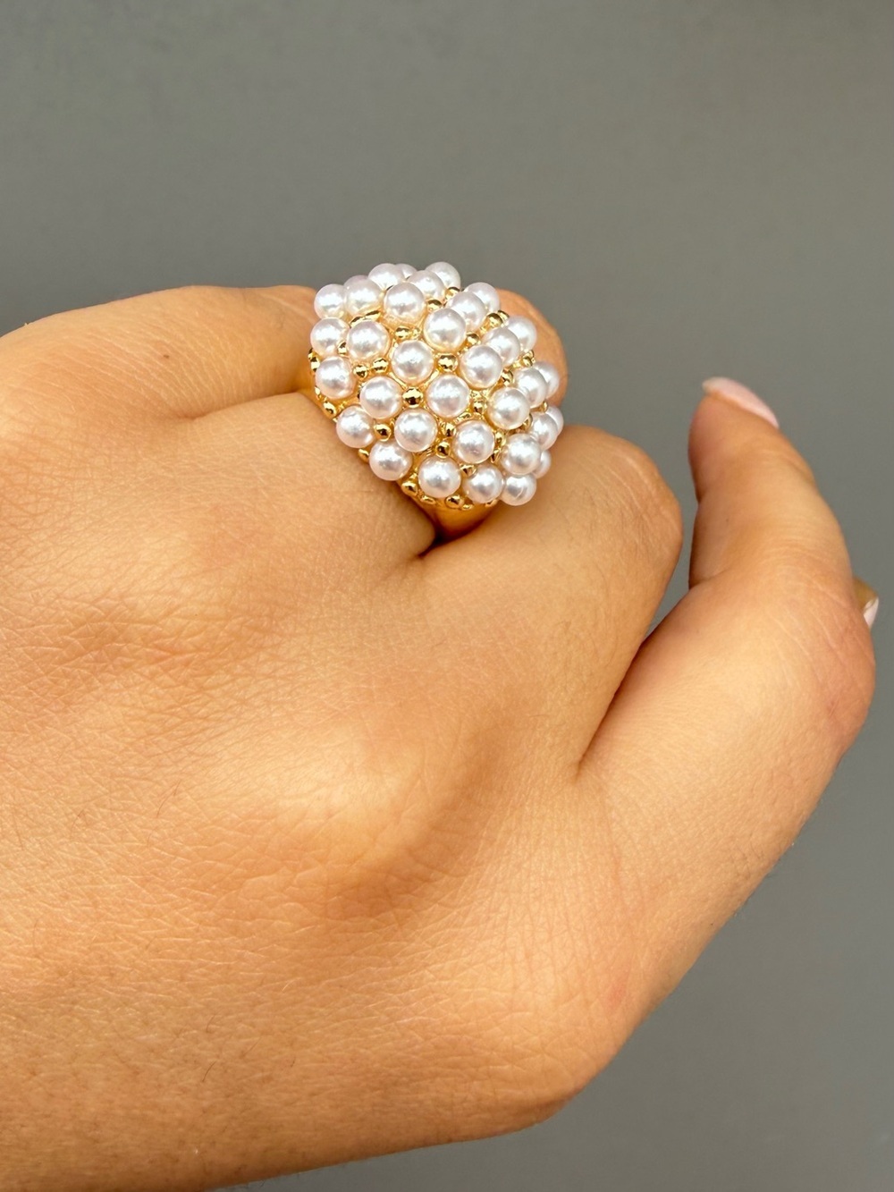 Anthropologie Pearl Cluster Dome Ring - Gold & White - Picture 2 of 8